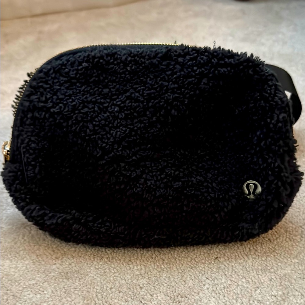 lululemon athletica Fleece Black Crossbody Bag